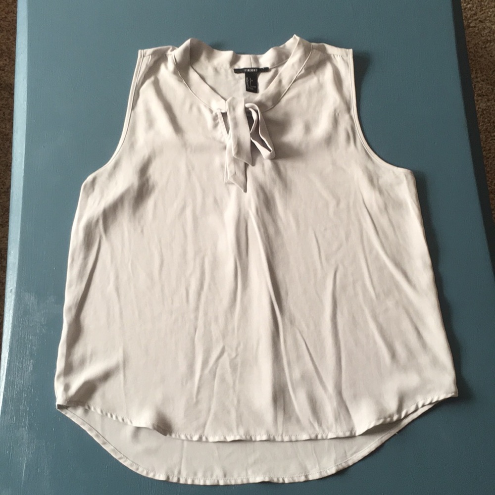 Gray tank top blouse